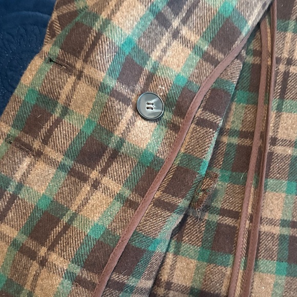 Lush Plaid Blazer Set with matching shorts - Picture 3 of 10